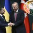 Ukrayna Lideri Zelenski, Başkan Erdoğan'a 'vişivanka' hediye etti