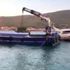 Deniz dibindeki kaçak bloklar vinçle kaldırıldı