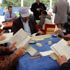 Kaymakam, kahvede kitap okudu Kaymakam, kahvede kitap okudu