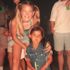 90’larda Spice Girls diye çektiği fotoğraftaki genç kız herkesi şaşırttı 90’larda Spice Girls diye çektiği fotoğraftaki genç kız herkesi şaşırttı