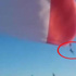 Asker bayrakla birlikte havaya uçtu! Asker bayrakla birlikte havaya uçtu!