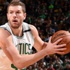 Celtics, veteran forveti gönderdi!