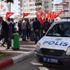 AK Parti'nin referandum standına saldırı AK Parti'nin referandum standına saldırı