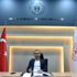 Antrenör eşliğinde evde online spor zamanı
