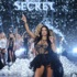 Adriana Lima'ya Acun Ilıcalı sorulunca... Adriana Lima'ya Acun Ilıcalı sorulunca...