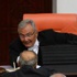 Baykal mikrofonunu açık unutunca... Baykal mikrofonunu açık unutunca...