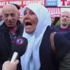 Yer: İstanbul... Dakikalarca arabanın sahibini beklediler Yer: İstanbul... Dakikalarca arabanın sahibini beklediler