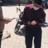 Vatandaşlar pazarın yolunu tuttu! Giriş ve çıkışlar bariyerlerle kapatıldı Vatandaşlar pazarın yolunu tuttu! Giriş ve çıkışlar bariyerlerle kapatıldı