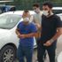 Eşini tehdit edip taşla cam kırdığı iddia edilen kocaya gözaltı Eşini tehdit edip taşla cam kırdığı iddia edilen kocaya gözaltı