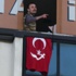 Saldırganının açtığı Türk Bayrağı neyin nesi ? Saldırganının açtığı Türk Bayrağı neyin nesi ?
