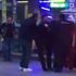 Gözaltına alınırken 'sen kimsin ulan' diyerek polisin bacak arasına tekme attı Gözaltına alınırken 'sen kimsin ulan' diyerek polisin bacak arasına tekme attı