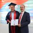 50 yaşında üniversite mezunu oldu
