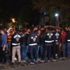 Galatasaray taraftarları, yönetim ve futbolcuları protesto etti Galatasaray taraftarları, yönetim ve futbolcuları protesto etti