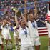Trump’a saygı göstermeyen kadın futbolcunun para neyine! Trump’a saygı göstermeyen kadın futbolcunun para neyine!