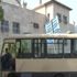 Sefaköy'de minibüs orta refüje çıktı: 6 yaralı Sefaköy'de minibüs orta refüje çıktı: 6 yaralı
