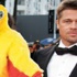 Brad Pitt'i tavuk kılığına soktular