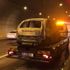 Orhangazi Tüneli'nde araç yangını trafiği durdurdu