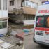Eve balkondan girmek isteyen çocuk düşerek yaralandı Eve balkondan girmek isteyen çocuk düşerek yaralandı