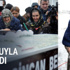 Gazeteci Nuh Köklü'yü kartoplarıyla uğurladılar