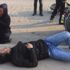 Manisa'da yaralanan kadın kendi acısını unuttu, oğlunun başında gözyaşı döktü