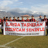 Lösemi hastası kızı için sahaya çıktı