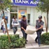 Bank Asya Manisa Şubesi'nde Arama (2) Bank Asya Manisa Şubesi'nde Arama (2)