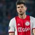 Ajax'ta 36 yaşındaki Huntelaar'ın sözleşmesi uzatıldı Ajax'ta 36 yaşındaki Huntelaar'ın sözleşmesi uzatıldı