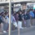 Metrobüs ve tramvay duraklarında yoğunluk