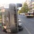 Servis minibüsü ile taksi çarpıştı: 5 işçi yaralı