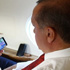 Erdoğan maçı uçakta cep telefondan izledi Erdoğan maçı uçakta cep telefondan izledi
