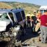 İki otomobil birbiriyle çarpıştı: 4 ölü, 5 yaralı