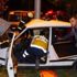 Paramparça otomobilden sağ çıktılar