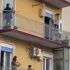 Video: Evde hapis kalan İtalyanlar balkonda "çıldırdı" Video: Evde hapis kalan İtalyanlar balkonda "çıldırdı"