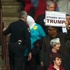 Trump'ı protesto eden başörtülü kadın salondan çıkarıldı