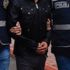 Yaşlı kadını videoya çeken ve hakaret eden 2 kişi gözaltına alındı Yaşlı kadını videoya çeken ve hakaret eden 2 kişi gözaltına alındı