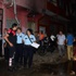 Kar maskeli saldırgan, sokakta kovaladığı kadını apartman girişinde 3 kurşunla öldürdü Kar maskeli saldırgan, sokakta kovaladığı kadını apartman girişinde 3 kurşunla öldürdü