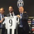 Dev transfer basına tanıtıldı