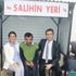 Salih artık ıslanmayacak! Yapmayı en sevdiği şey yoldan geçen araçlara el sallamak Salih artık ıslanmayacak! Yapmayı en sevdiği şey yoldan geçen araçlara el sallamak