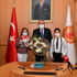 TBMM Başkanı Mustafa Şentop, koltuğunu Miraç Eymen Kaya’ya devretti TBMM Başkanı Mustafa Şentop, koltuğunu Miraç Eymen Kaya’ya devretti