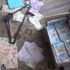 Paralar ayakkabı kutularından çıktı Paralar ayakkabı kutularından çıktı