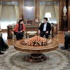 HDP'liler Öcalan'ın mesajını Barzani'ye teslim etti HDP'liler Öcalan'ın mesajını Barzani'ye teslim etti