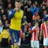 Arsenal'e Stoke darbesi Arsenal'e Stoke darbesi