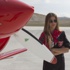 Babasını örnek alıp ilk kadın akrobasi pilotu oldu