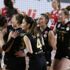 Lider VakıfBank normal sezonu galibiyetle noktaladı Lider VakıfBank normal sezonu galibiyetle noktaladı