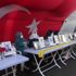 HDP önündeki gözü yaşlı aileler, evlatlarının yolunu gözlüyor HDP önündeki gözü yaşlı aileler, evlatlarının yolunu gözlüyor