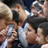Merkel, telefonda Atatürk'ün fotoğrafını görünce sordu: Kim o? Merkel, telefonda Atatürk'ün fotoğrafını görünce sordu: Kim o?