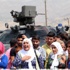 HDP heyeti Cizre'ye yürüyerek gidiyor HDP heyeti Cizre'ye yürüyerek gidiyor