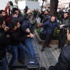 Sultanahmet'te IŞİD'in intihar saldırısını kınayanlara saldırı