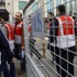 Kırmızı yelekli polislerin sırrı belli oldu Kırmızı yelekli polislerin sırrı belli oldu