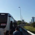Metrobüs arızalandı, yolcular köprüyü yürüyerek geçti